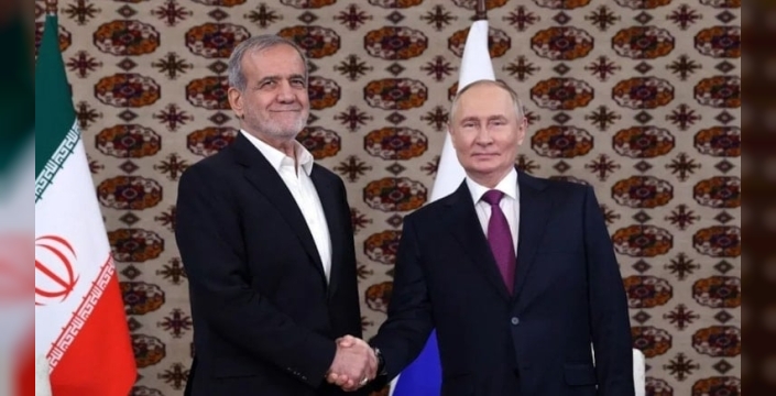 Putin'den Pezeşkiyan'a tebrik: İran'ın egemenliğini destekliyoruz mesajı