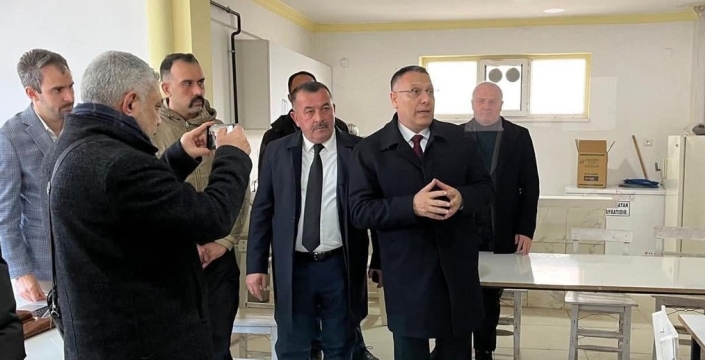 Rektörden çarpıcı uyarı: Sanal kumar ve uyuşturucu, toplumumuzu dinamit üzerinde oturtuyor