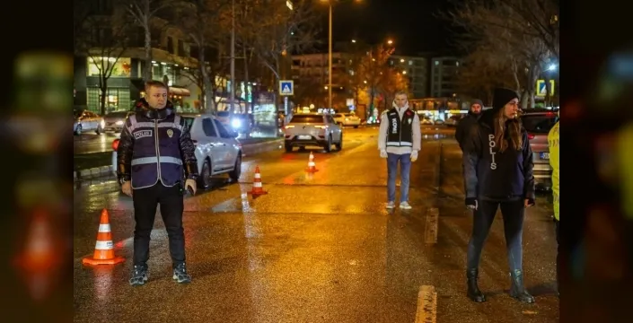 Şanlıurfa'da huzur uygulamasında büyük kaçak altın yakalandı