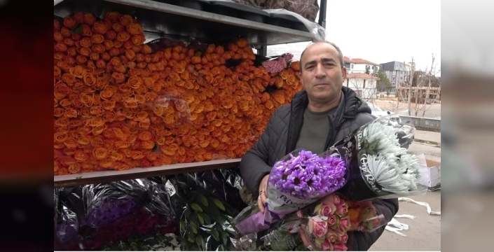Sevgililer Günü için Aksaray'da Hollanda'dan çiçek akını