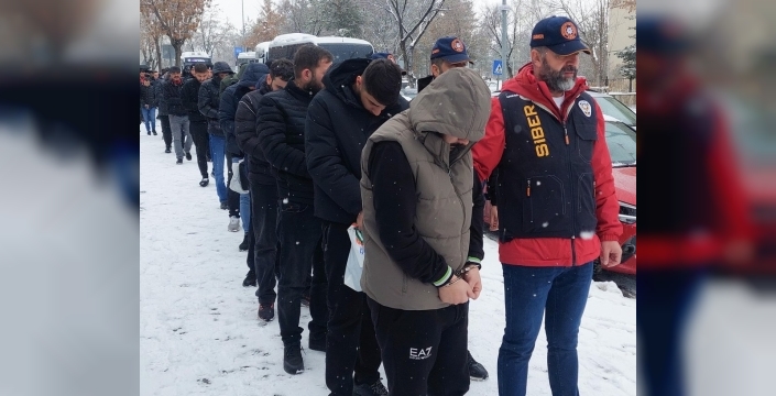 Siber dolandırıcıların dev imparatorluğu çökertildi! 2 milyar TL'lik işlem ve 68 gözaltı şoku!