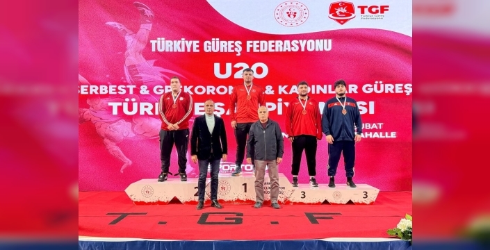 U20 Grekoromen Güreş Şampiyonası'nda madalyalar sahiplerini buldu