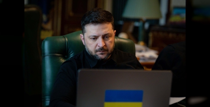 Zelenskiy'den kritik açıklama: Üçlü görüşmeler ABD'de devam edebilir