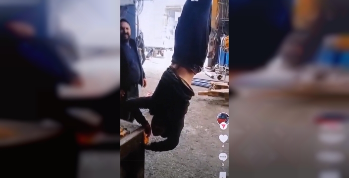 Zihinsel engelli Hamza'nın dramı: Ayağından vince asıldı, 'Aileme bile anlatamadım' dedi