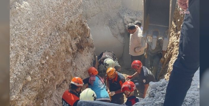 Malatya'da deprem konutları inşaatında kabus: İki işçi toprak altında can verdi