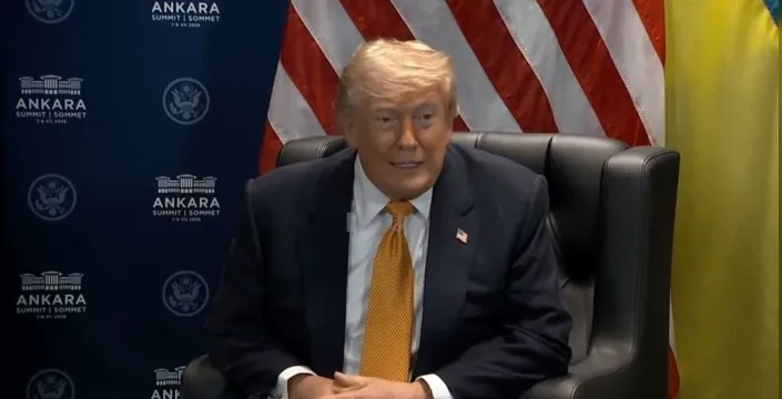 Trump sürpriz kararla Suriye'yi terör listesinden çıkarıyor: 'Harika bir iş yapıyor
