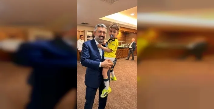 Çorum FK başkanı, minik taraftarla buluştu