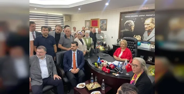 İnan, CHP ve YENİ Parti'yi Mendereslilerden özür dilemeye çağırdı