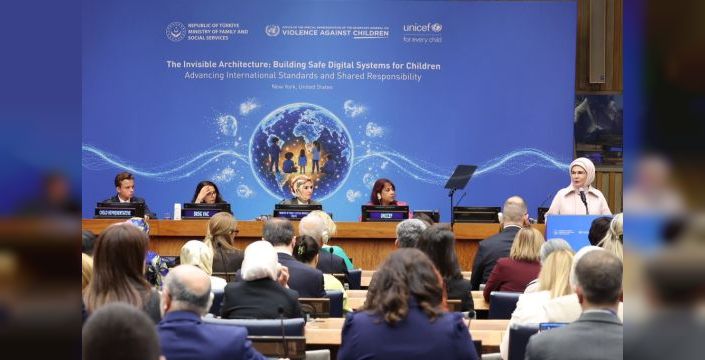 Bakan Göktaş: Çocukların dijital güvenliği öncelikli