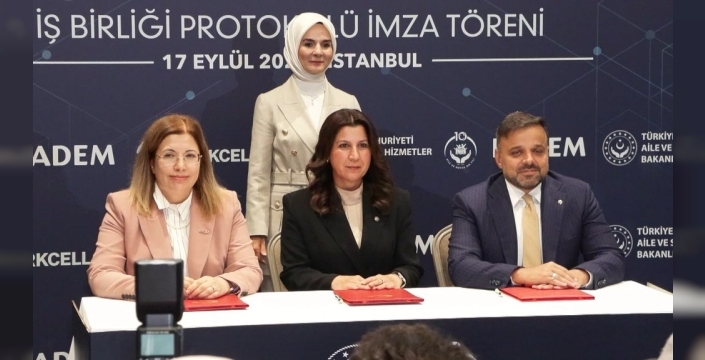 Bakan Göktaş, kadınların yapay zeka alanında yetkinleşmesini destekleyeceklerini açıkladı
