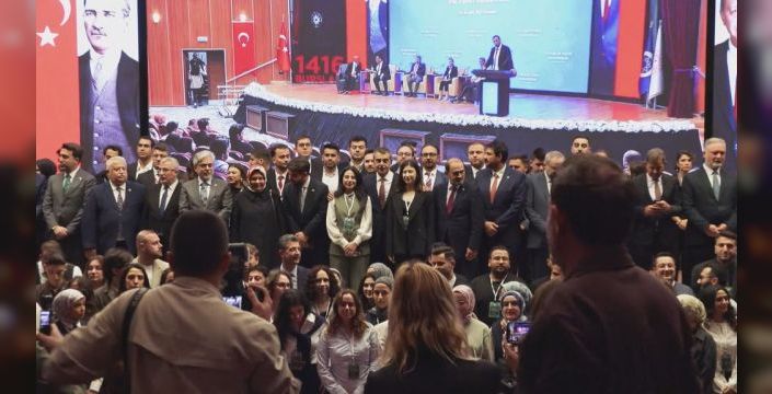 Bakan Tekin, 1416 bursları programında önemli açıklamalarda bulundu
