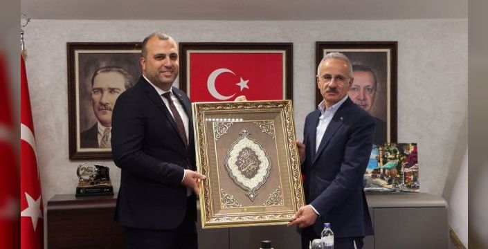 Bakan Uraloğlu: İstanbul'un metro ihtiyacı 1000 kilometre