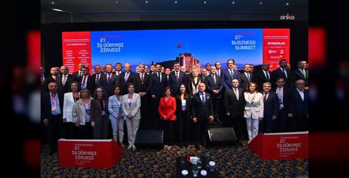 Cumhurbaşkanı Yardımcısı Yılmaz, Elazığ'da ekonomik büyüme hedeflerini açıkladı