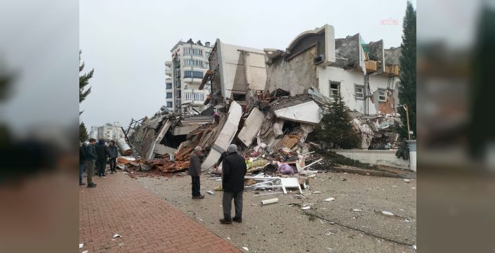 Deprem konut davasında sanık adli kontrolle serbest