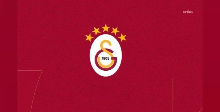 Dursun Özbek, Okan Buruk'a güvenlerinin sürdüğünü belirtti