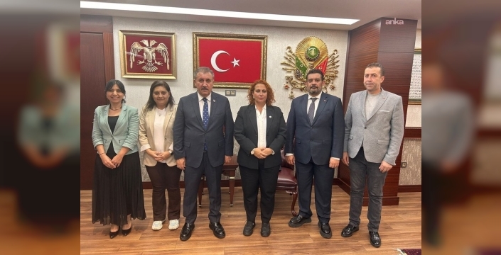 Emeklilikte Adalet Derneği'nden parti liderlerine kademeli emeklilik ziyareti