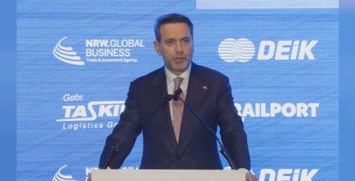 Enerji Bakanı Bayraktar: Enerji bağımsızlığı hedefimizdir