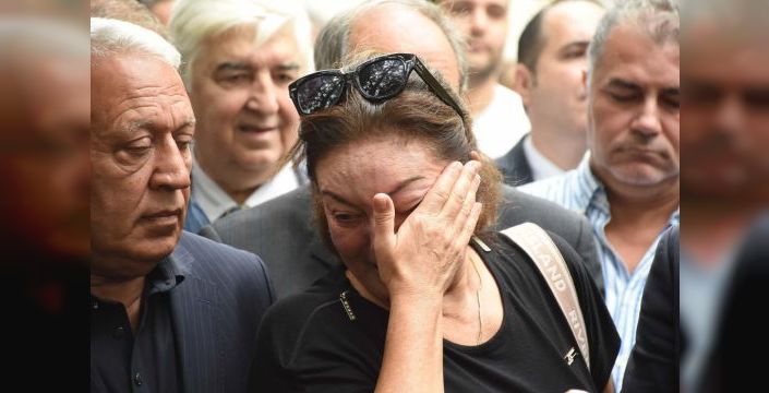 Eski İzmir belediye başkanı Burhan Özfatura vefat etti