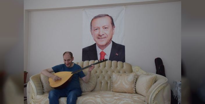 Görme engelli Akçay'dan Erdoğan'a beste