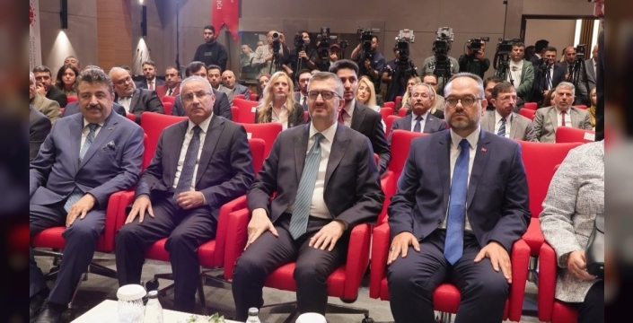 İletişim Başkanı Duran, Türkiye'nin milli iradesini savundu