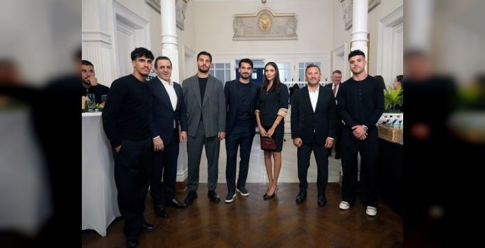 İlkay Gündoğan Mevlüde Genç Madalyası'nı aldı