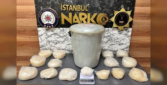 İstanbul'da 34 saatte 6 operasyon: Yarım ton uyuşturucu ele geçirildi