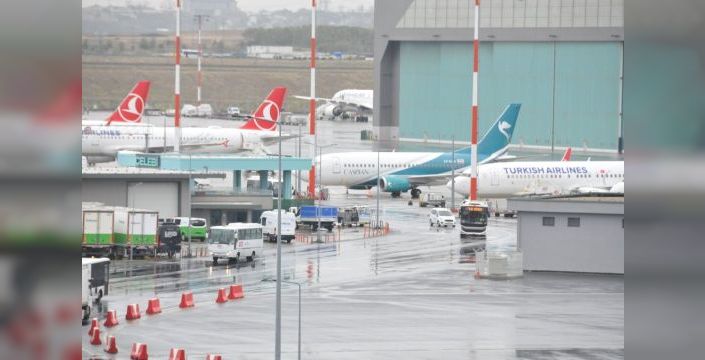 İstanbul Havalimanı'nda haczedilen İran uçağı bekliyor