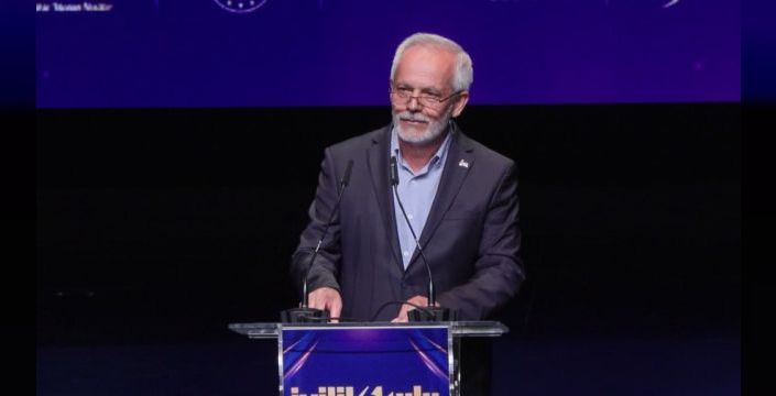 İyilik projeleri yarışmasında ödüller sahiplerini buldu