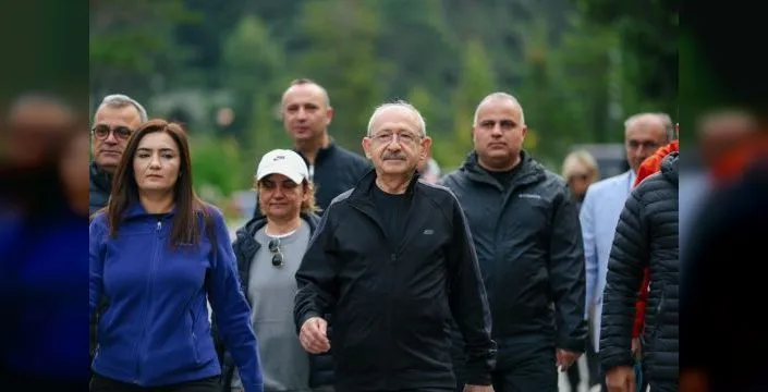 Kılıçdaroğlu, Abant Gölü'nde sabah yürüyüşü gerçekleştirdi