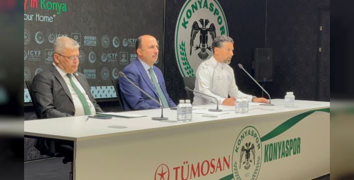 Konyaspor ve Filistin milli takımları dostluk maçı öncesi buluştu