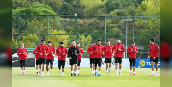 Milli takım İtalya maçı için hazırlıklarını sürdürüyor