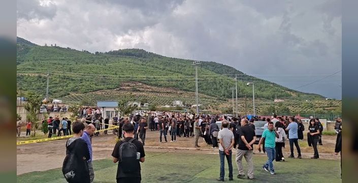 Osmaniye'de okulda yaşanan saldırıda bir öğretmen hayatını kaybetti