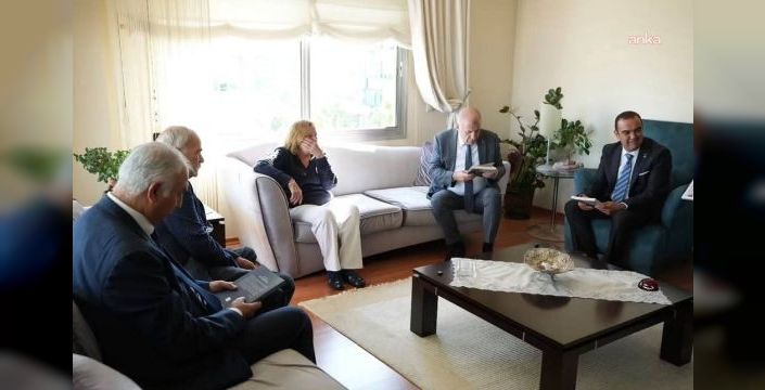Özdağ: Esnaf siftah yapmadan dükkan kapatıyor