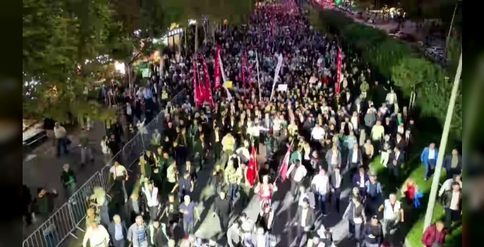 Özgür Özel: Atatürk'le sorunu olmayan herkesle birlikteyiz