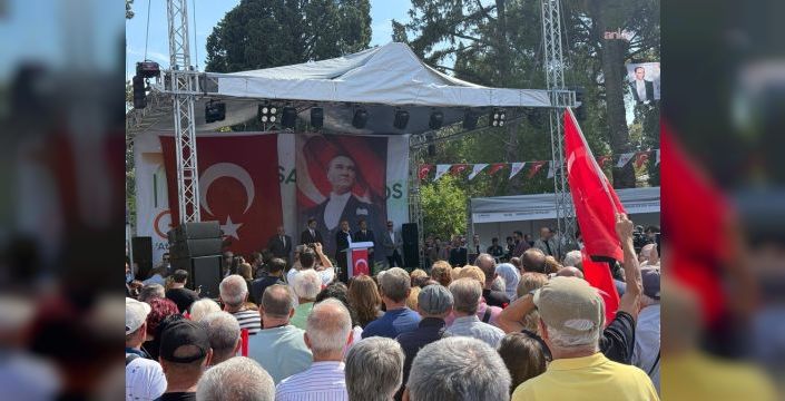 Özgür Özel Bornova'da yeni parti için konuştu
