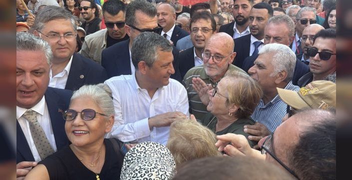 Özgür Özel: Muhalefet olmayı kabul etseydim görevimde kalırdım