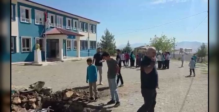 Şanlıurfa'daki 5.4 büyüklüğündeki deprem Adıyaman'da paniğe yol açtı