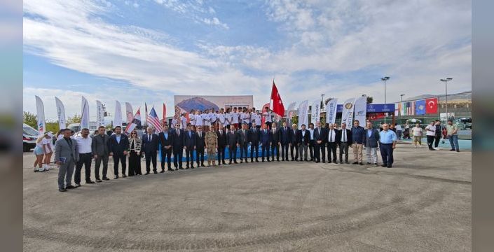 Şırnak'ta uluslararası tenis turnuvası başladı