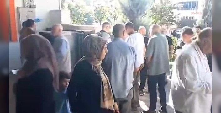 Tanrıkulu: Yurttaşlar 1 kilo kıyma için 5 saat bekliyor