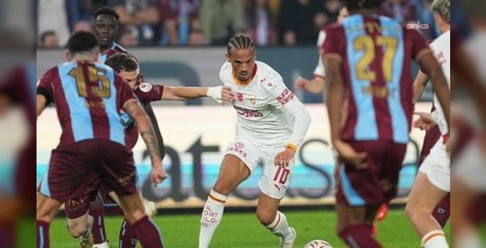 Trabzonspor, Galatasaray'ı 4-0 yenerek önemli bir galibiyet elde etti