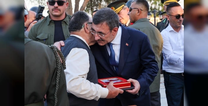 Yılmaz, KKTC'de şehitleri andı
