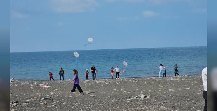 Zonguldak'ta uçurtma etkinliği Filistinli çocuklar için düzenlendi
