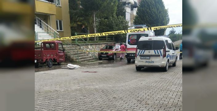 Adapazarı'nda komşular arasındaki kavgada bir kişi öldü