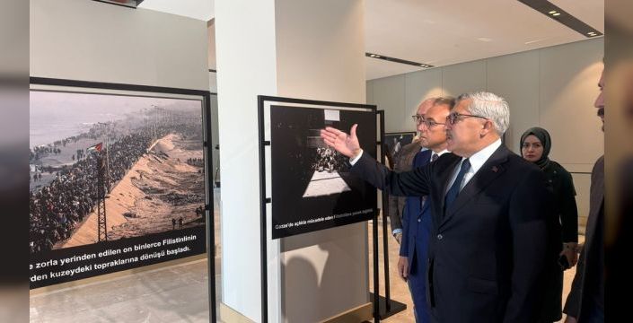 AK Parti'de Gazze sergisi açıldı