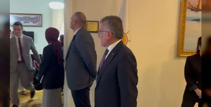 AKPM heyeti TBMM'deki siyasi partileri ziyaret etti