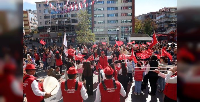 Ankara'da Cumhuriyet Bayramı için konserler, fener alayı ve etkinlikler