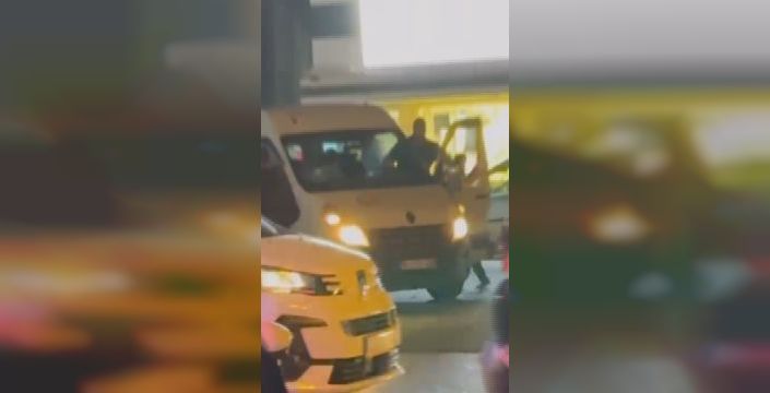 Bağcılar'da midibüs şoförüne tehdit