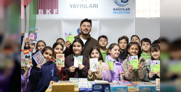 Bağcılar Kitap Fuarı, kapılarını kitapseverlere açtı