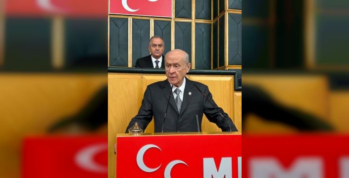 Bahçeli, Erdoğan'ın adaylığı için seçimlerin yenilenmesini önerdi