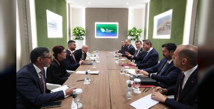 Bakan Bayraktar, Iraklı mevkidaşı ile enerji iş birliğini görüştü